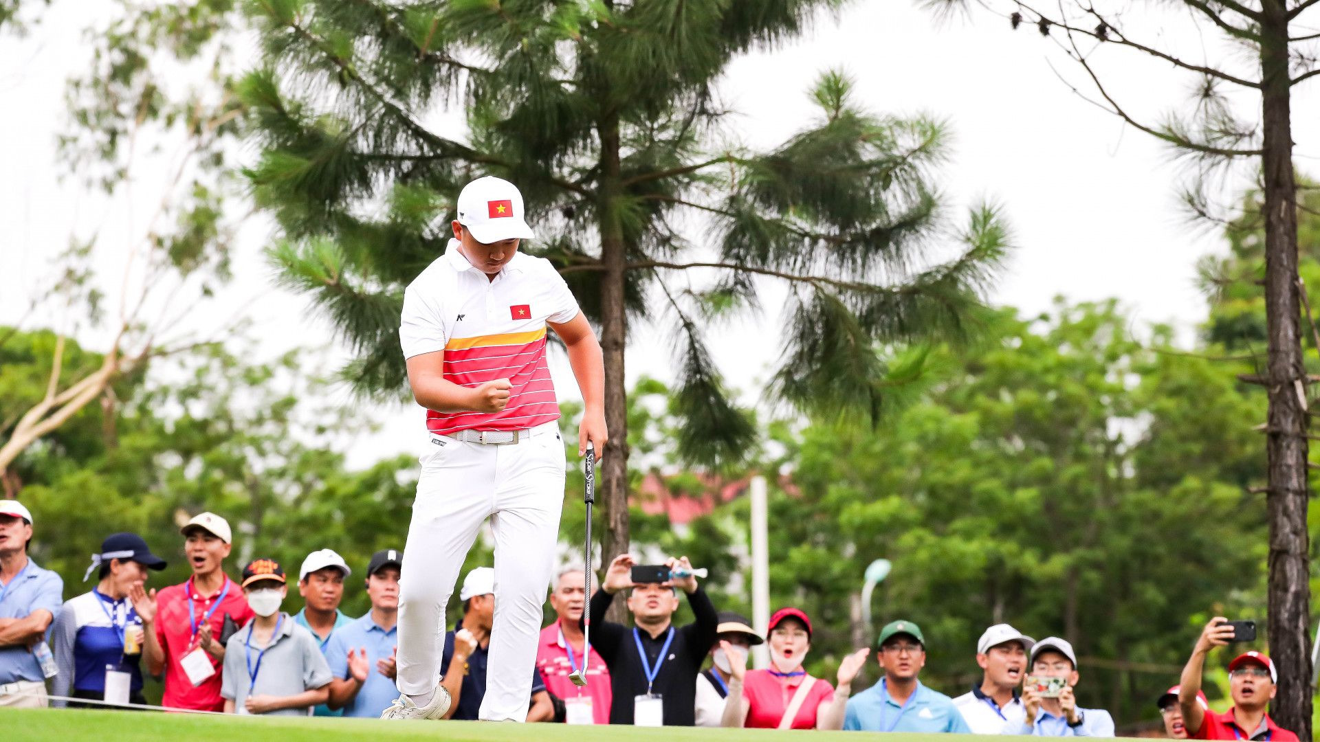 Nguyễn Anh Minh lập kỷ lục golf Việt tại Asiad
